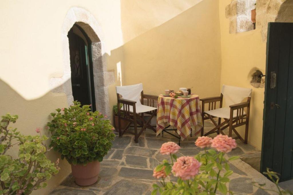 Abramis Rooms Mitata Bagian luar foto