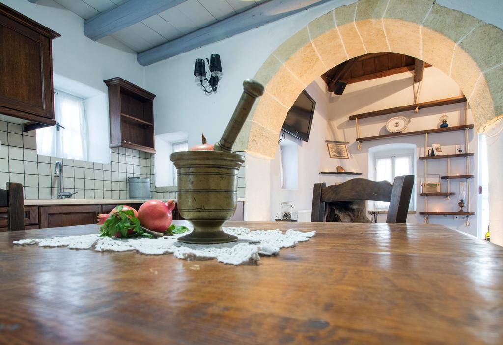 Abramis Rooms Mitata Bagian luar foto