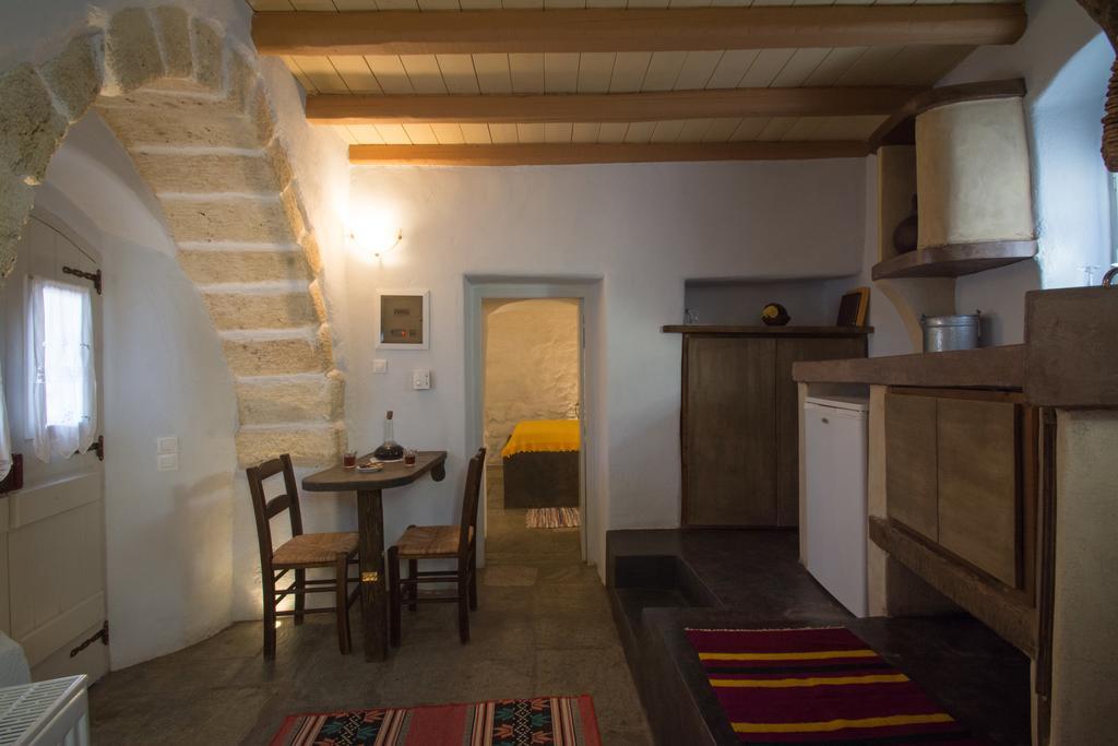 Abramis Rooms Mitata Bagian luar foto