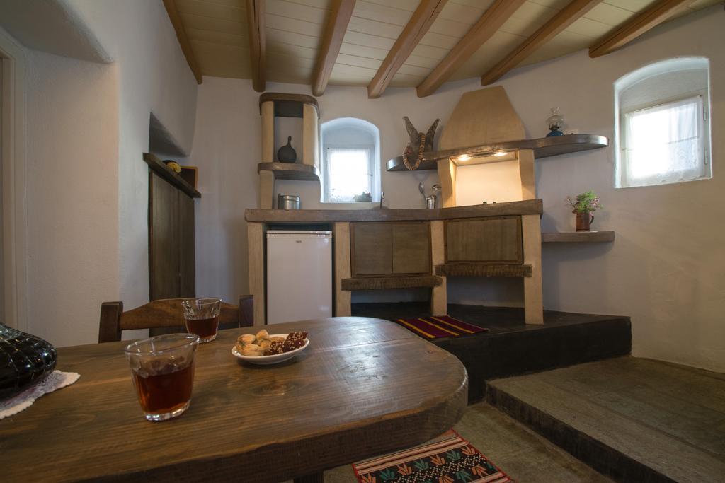 Abramis Rooms Mitata Bagian luar foto
